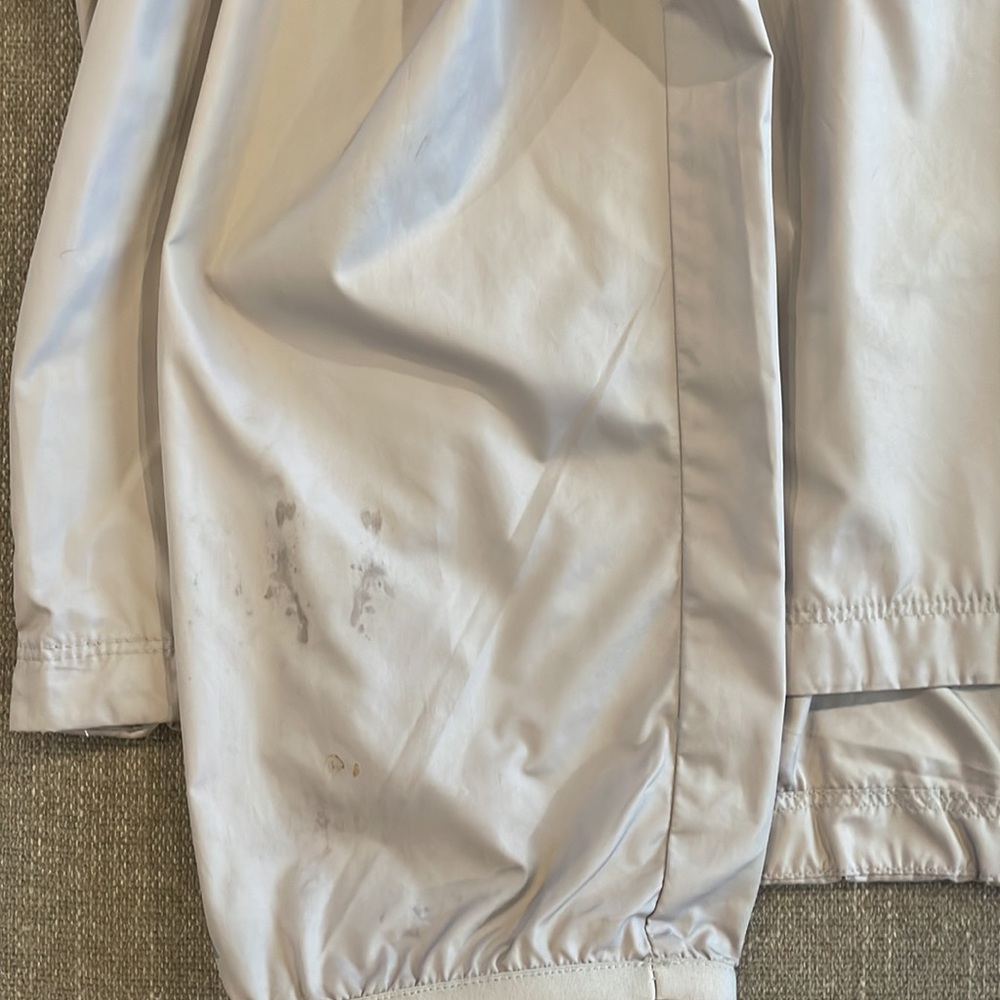 Under Armor Light Pull Over Jacket. Small Stain O… - image 4